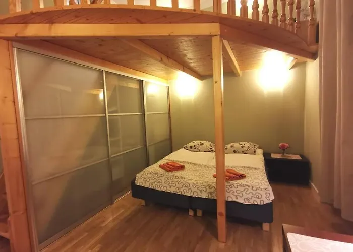 Apartment Bright&comfy -few Min To Main Square